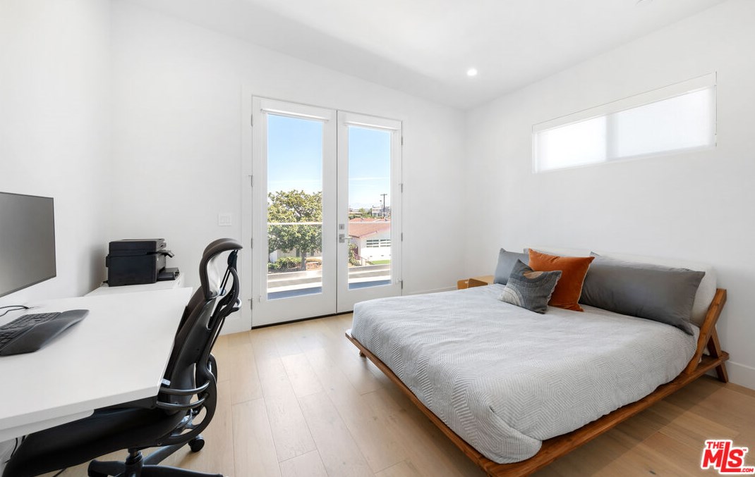 6562 Firebrand St, Los Angeles CA  90045-1211 exterior