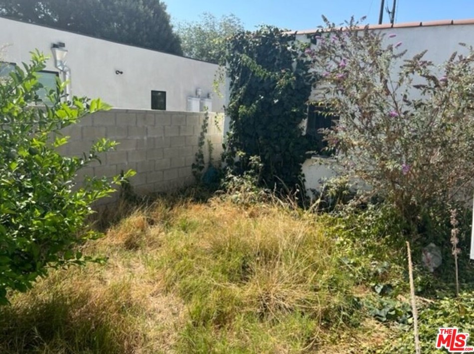 4840 Ellenwood Dr, Los Angeles CA  90041-2622 exterior