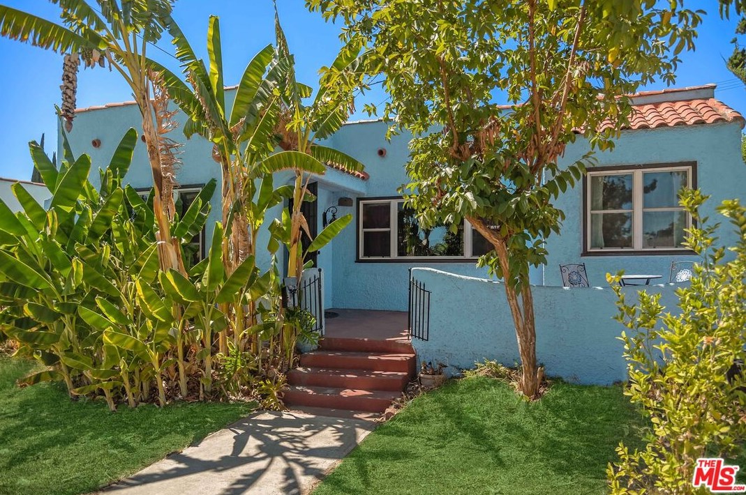 1041 Rosedale Ave, Glendale, CA 91201