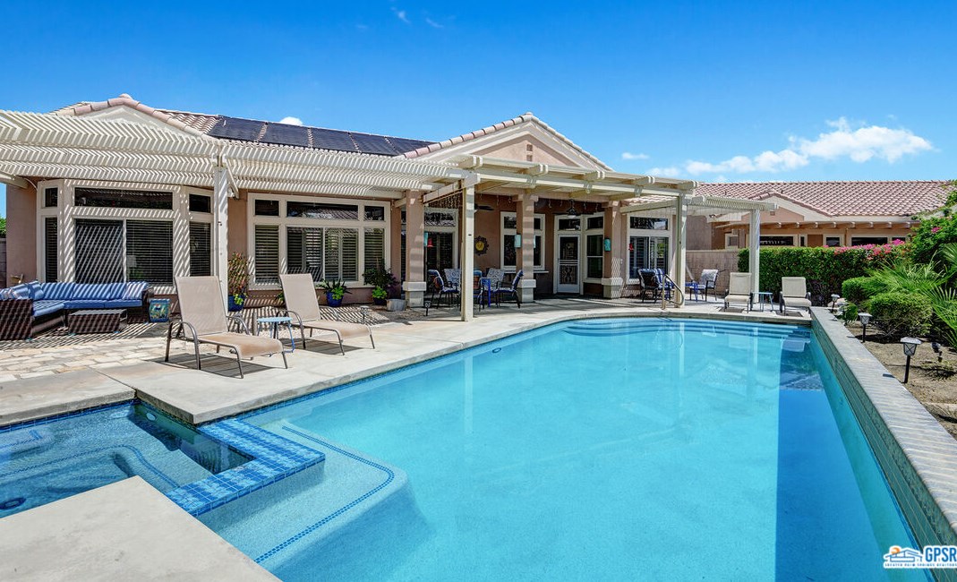38415 Waverly Rd, Palm Desert, CA 92211-1255