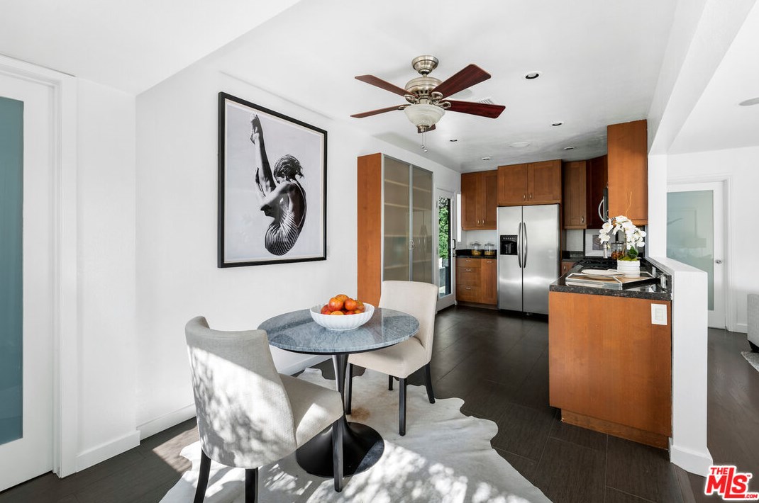 3564 Greenwood Ave, Los Angeles CA  90040-3319 exterior