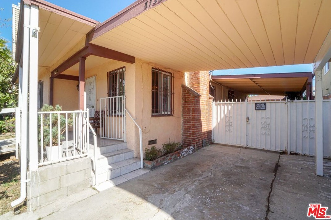 3736 Veteran Ave, Los Angeles, CA 90034-7013