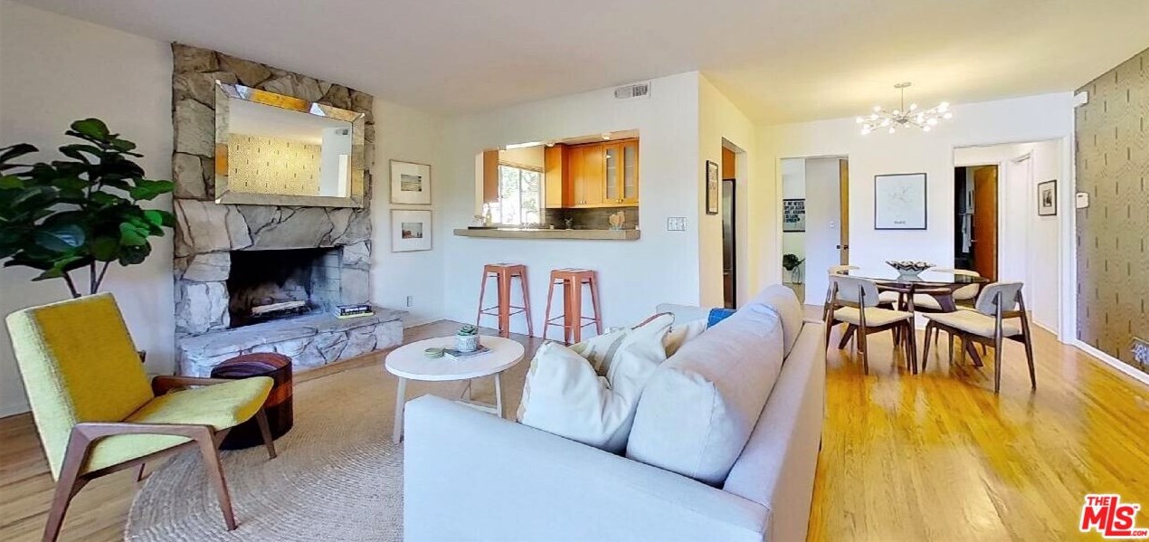 3758 Arbolada Rd, Los Angeles, CA 90027-2402