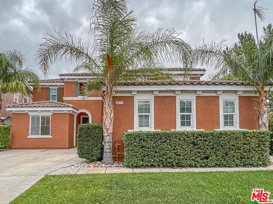 6025 Mt Lewis Ln, Fontana, CA 92336