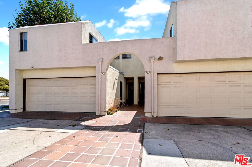 301 M St, Lompoc, CA 93436-5809
