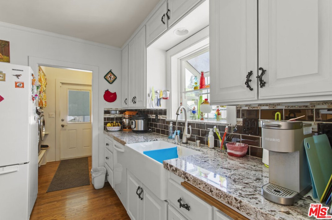 4837 Maywood Ave, Los Angeles CA  90041-2719 exterior