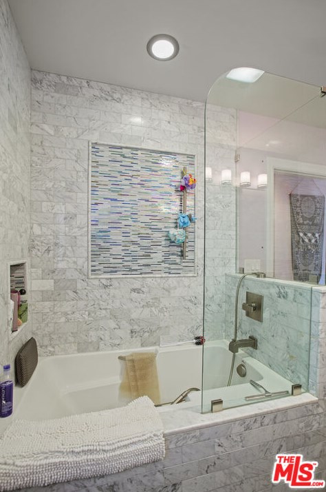 4837 Maywood Ave, Los Angeles CA  90041-2719 exterior