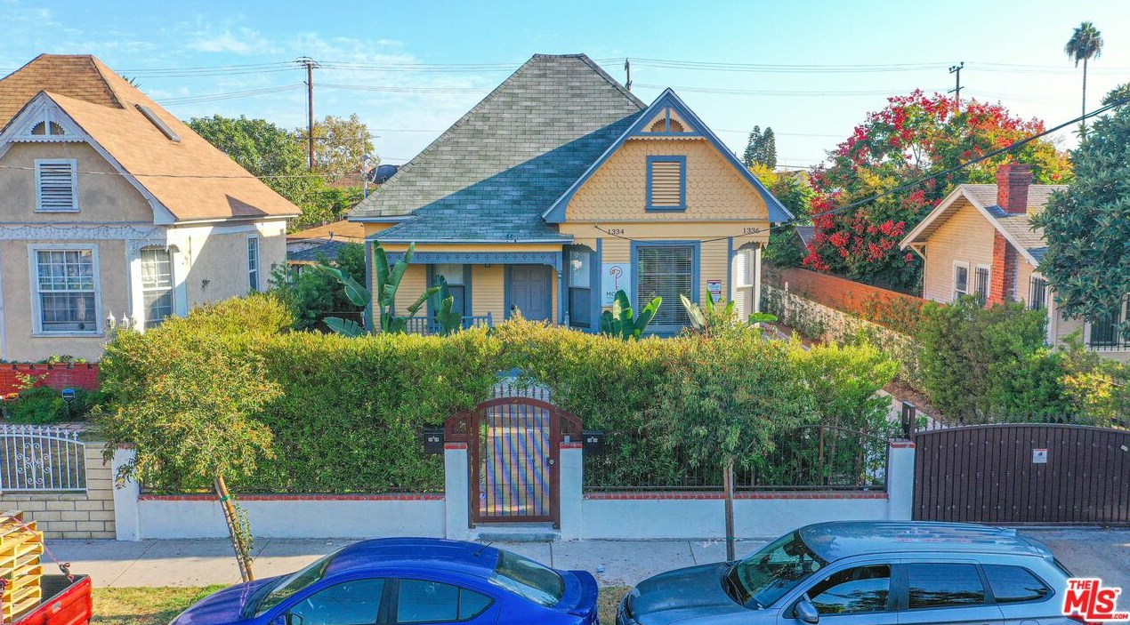 1334 22nd St, Los Angeles CA  90011-1231 exterior