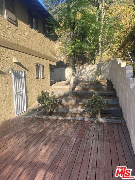 10334 Caribou Ln, Los Angeles, CA 90077-2809