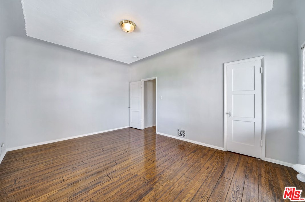 346 Gardner St, Los Angeles CA  90046-6516 exterior