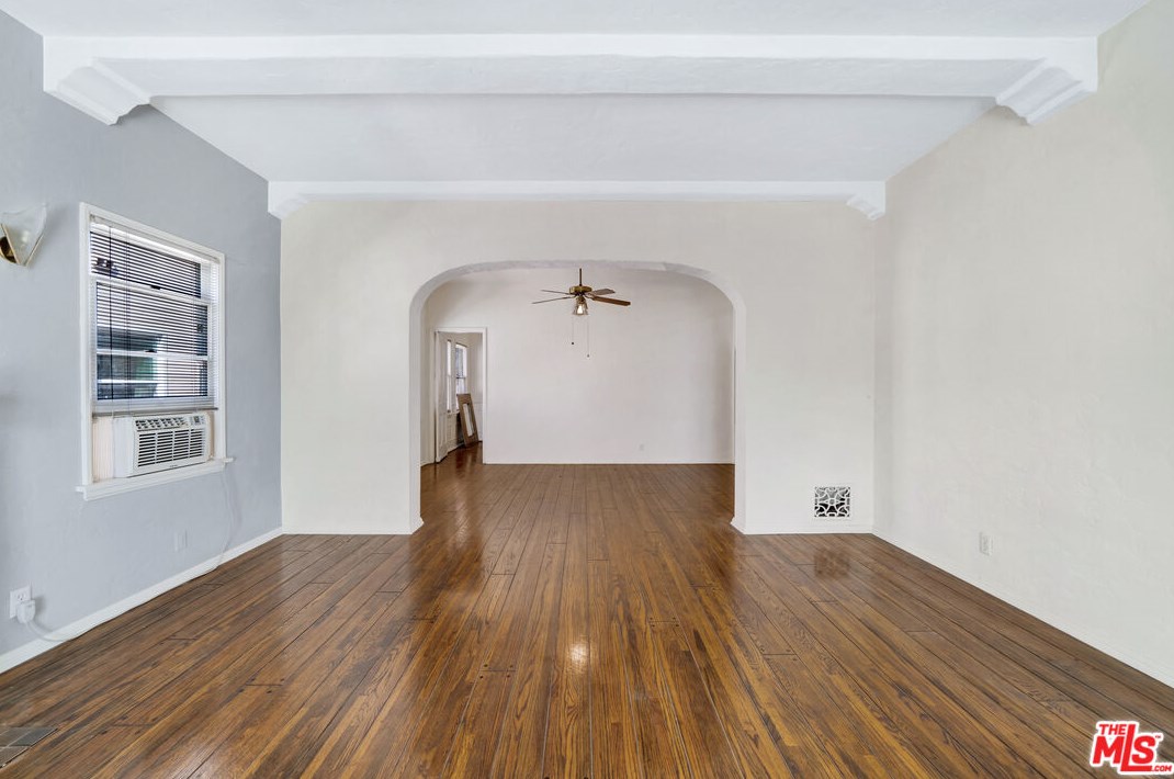 346 Gardner St, Los Angeles CA  90046-6516 exterior