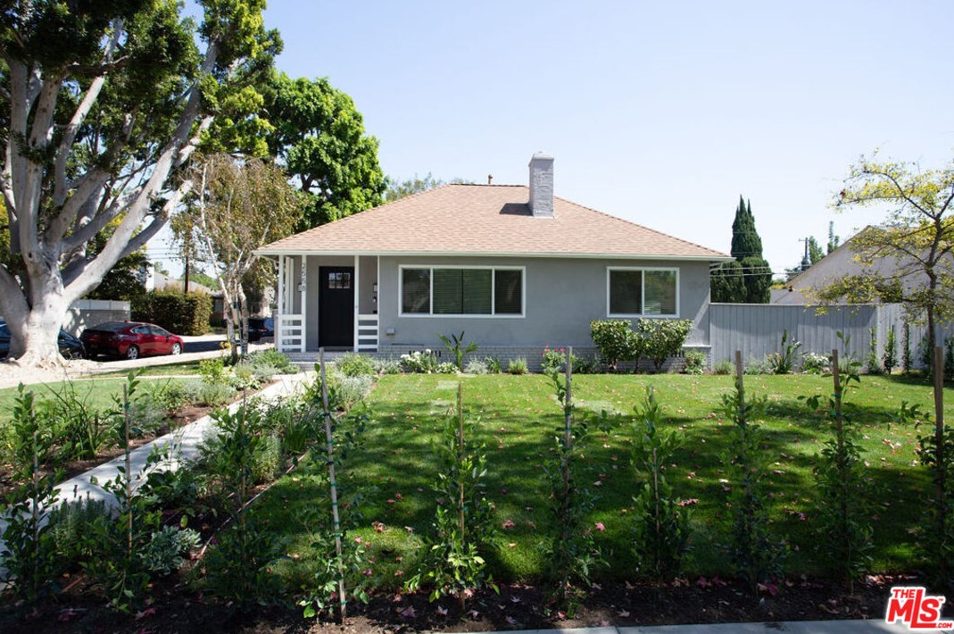 2558 Westwood Blvd, Los Angeles CA  90064-3239 exterior
