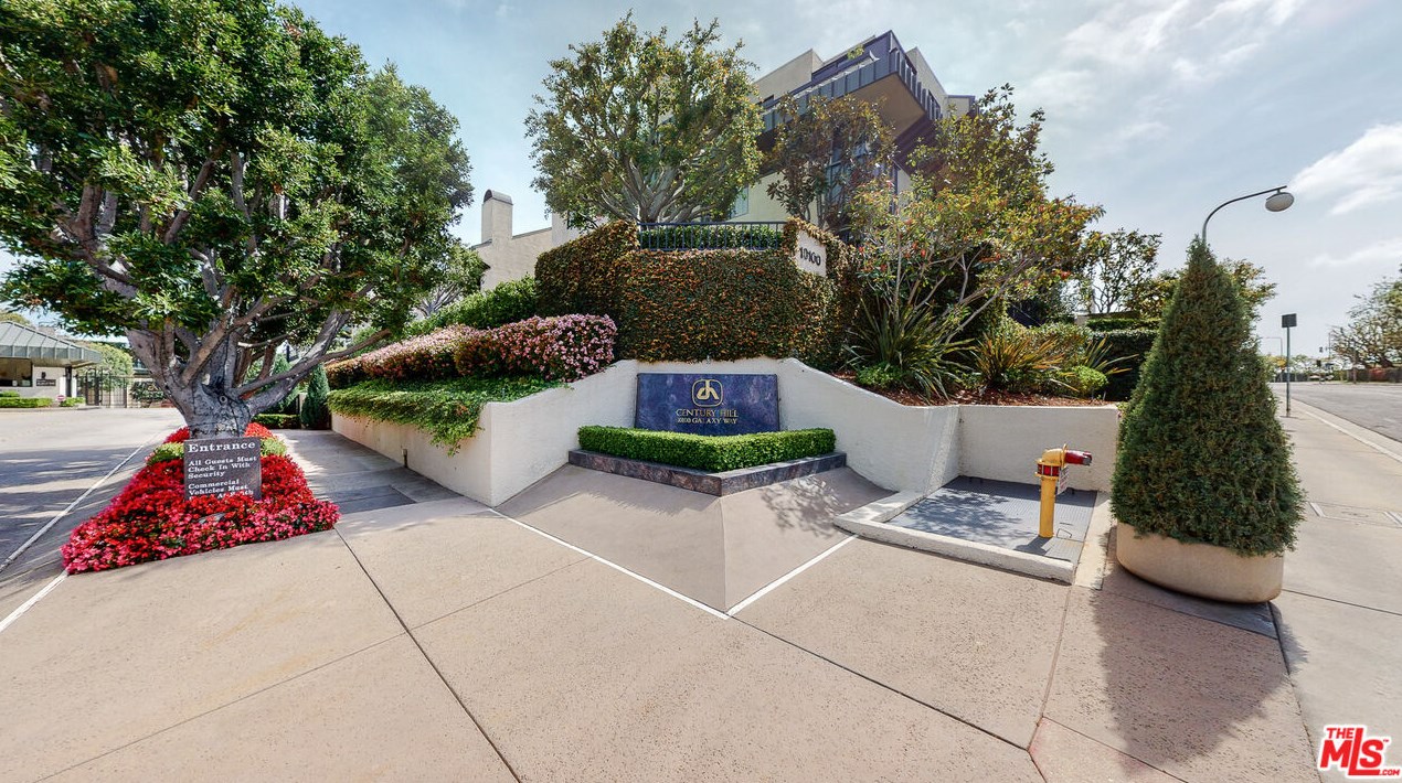 2228 Century Hl, Los Angeles CA  90067-3505 exterior