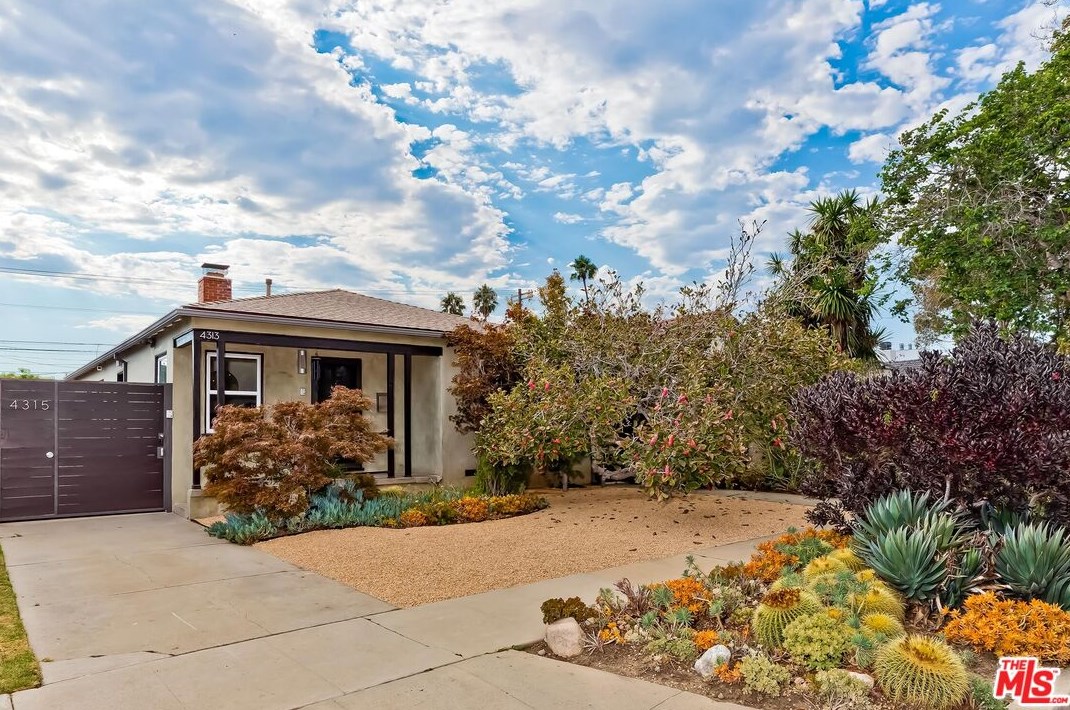 4313 Chase Ave, Los Angeles, CA 90066-6120