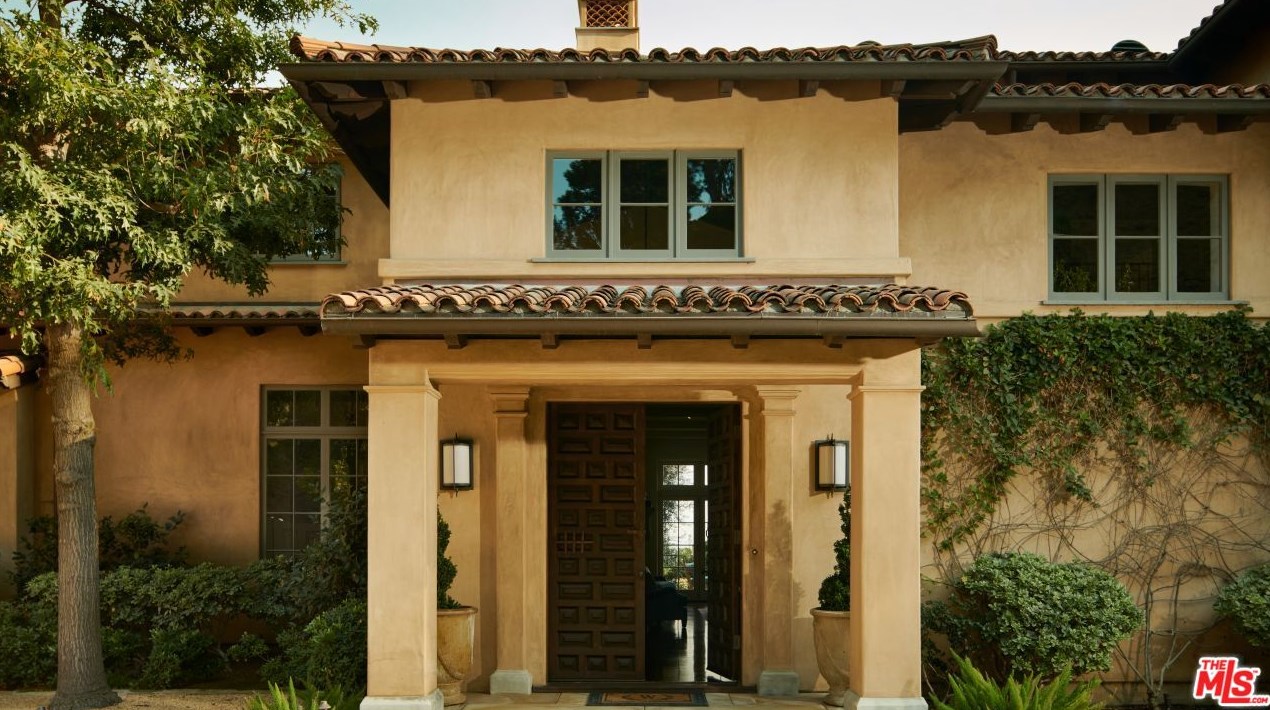 1251 Lago Vista Dr, Beverly Hills, CA 90210