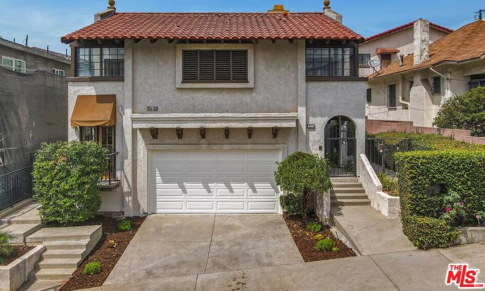 927 Beaudry Ave, Los Angeles, CA 90012-1308