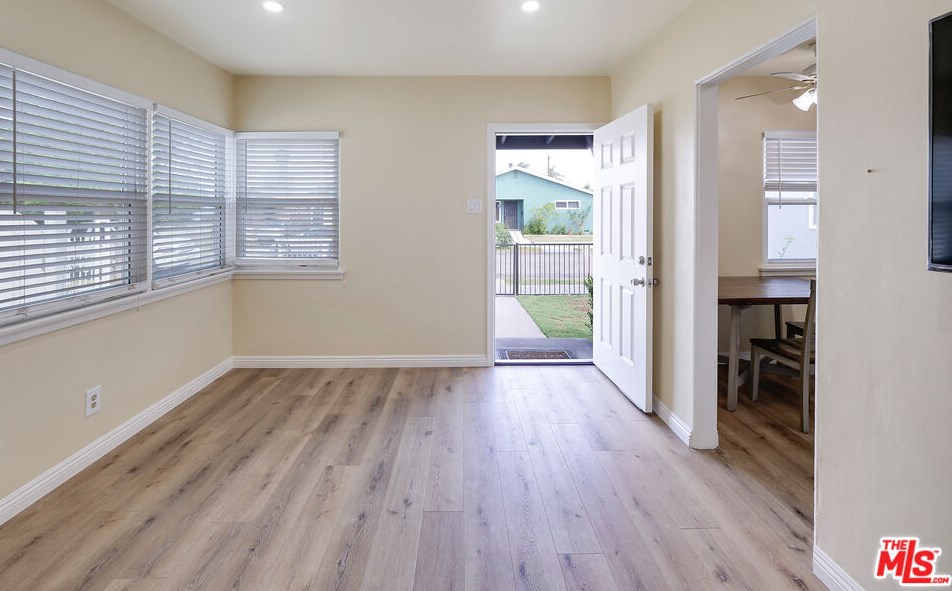 184 E Norton St, Long Beach, CA 90805