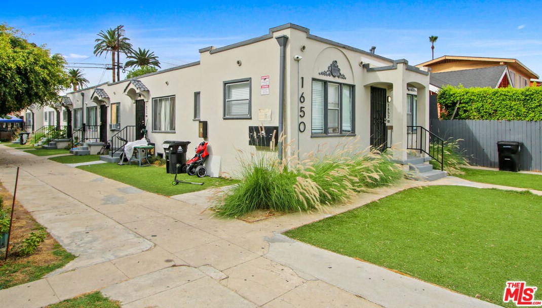 1650 38th St, Los Angeles, CA 90062-1015