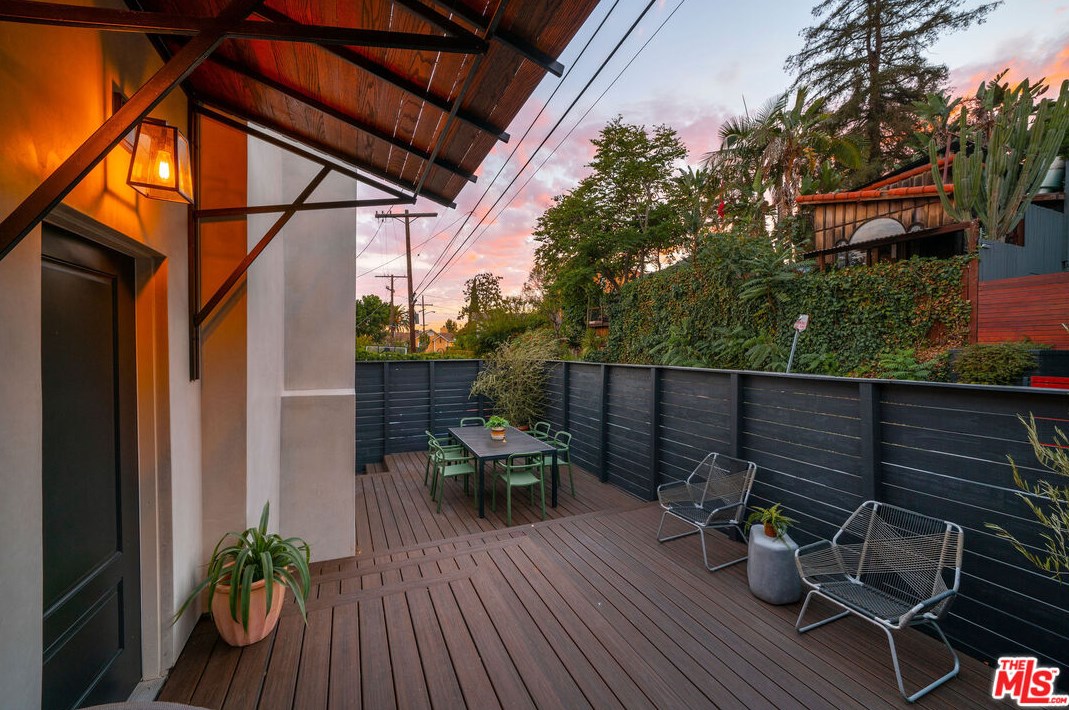 3836 Clayton Ave, Los Angeles, CA 90027-4720