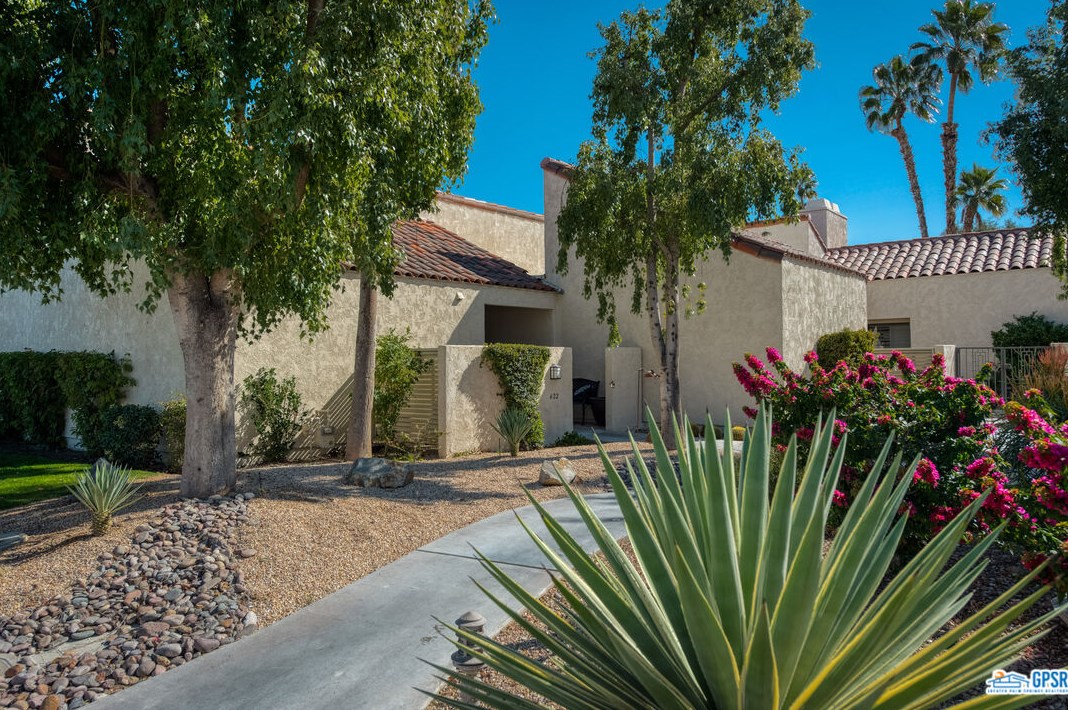 422 Forest Hills Dr, Rancho Mirage, CA 92270