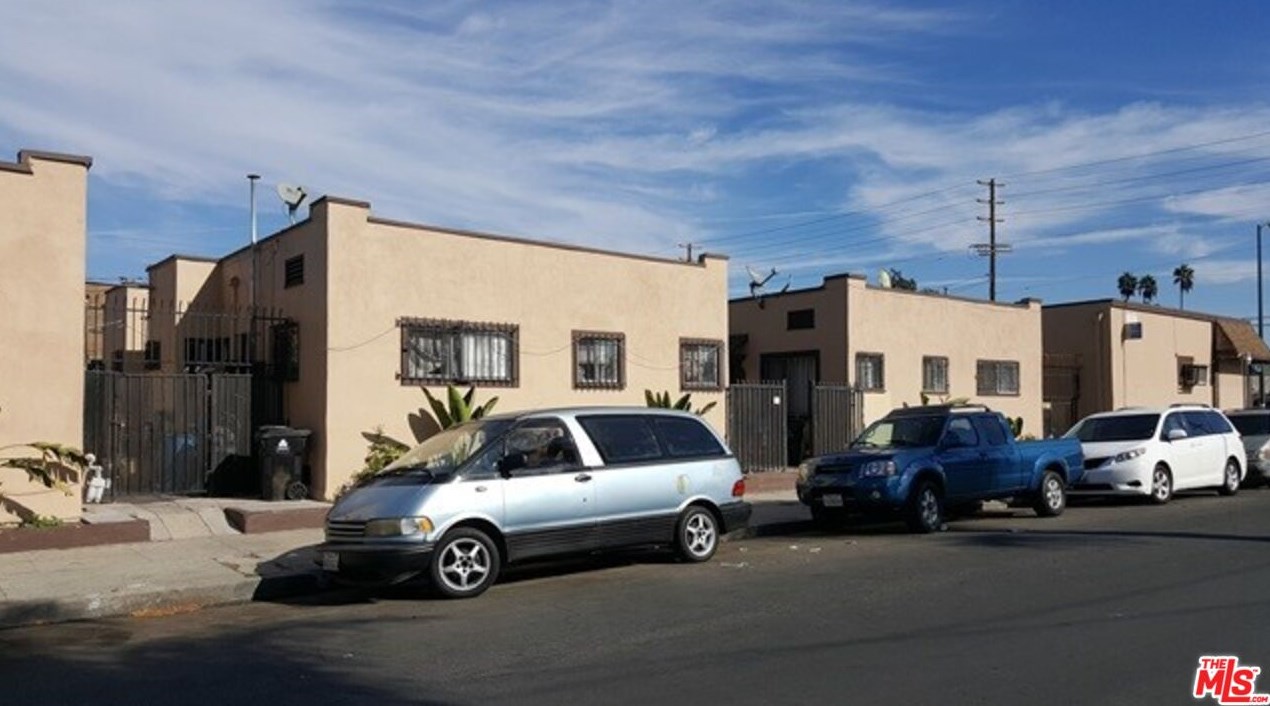 4219 Main St, Los Angeles, CA 90037-2211
