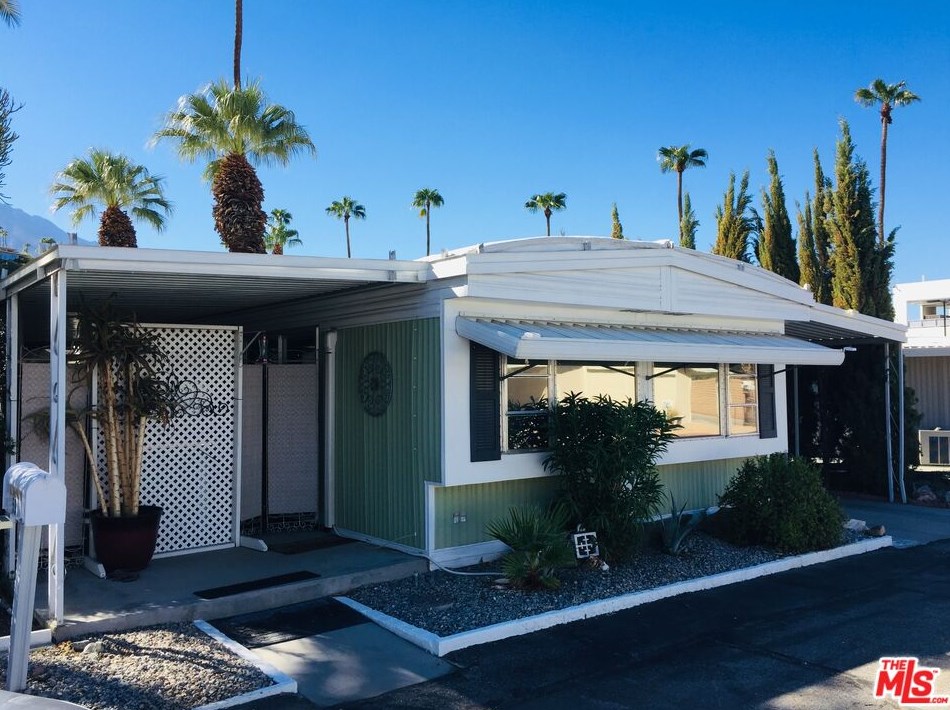 59 Safari Park Dr, Palm Springs, CA 92264