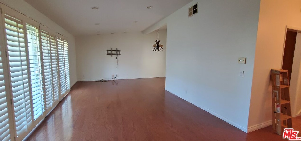 3500 W Manchester Blvd #35, Inglewood, CA 90305