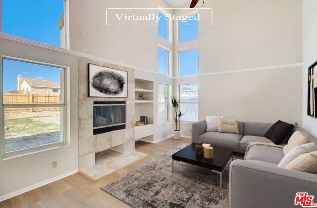 6313 W Ave J4, Lancaster, CA 93536