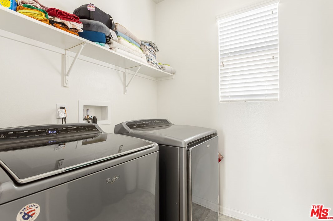 35414 Marabella Ct, Winchester CA  92596-8473 exterior