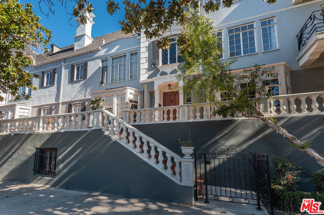 3350 James M Wood Blvd, Los Angeles, CA 90006-1211