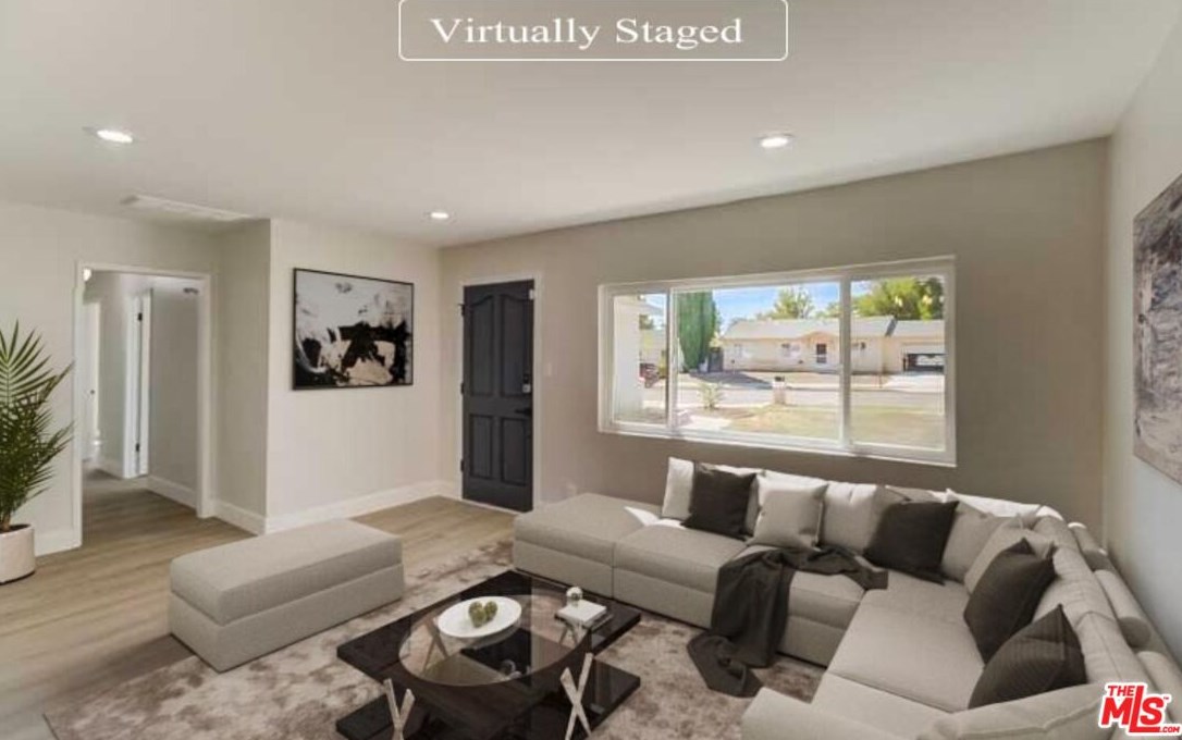 2236 Wisteria St, Simi Valley, CA 93065