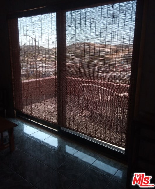 5040 Williams Pl, Los Angeles CA  90032-4016 exterior