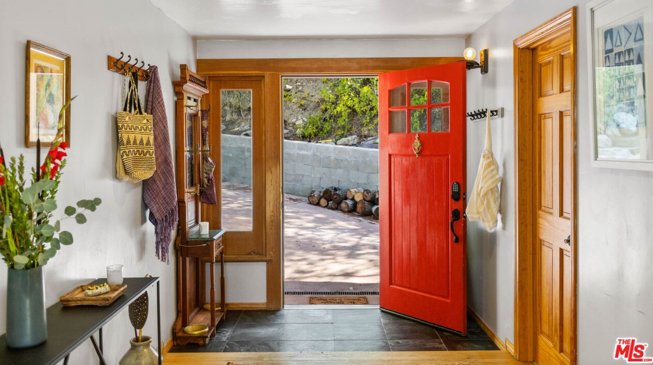 1817 Iowa Trail, Topanga, CA 90290