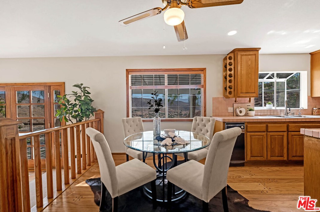 34880 Via Famero Dr, Acton CA  93510-2318 exterior