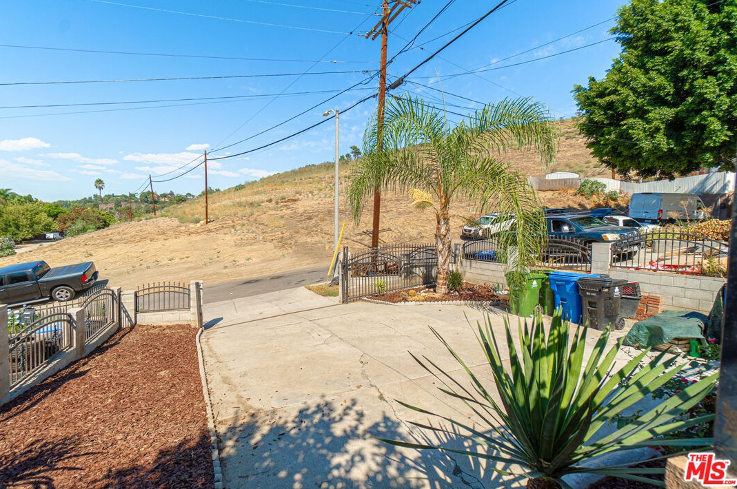 5176 Wadena St, Los Angeles CA  90032-1153 exterior