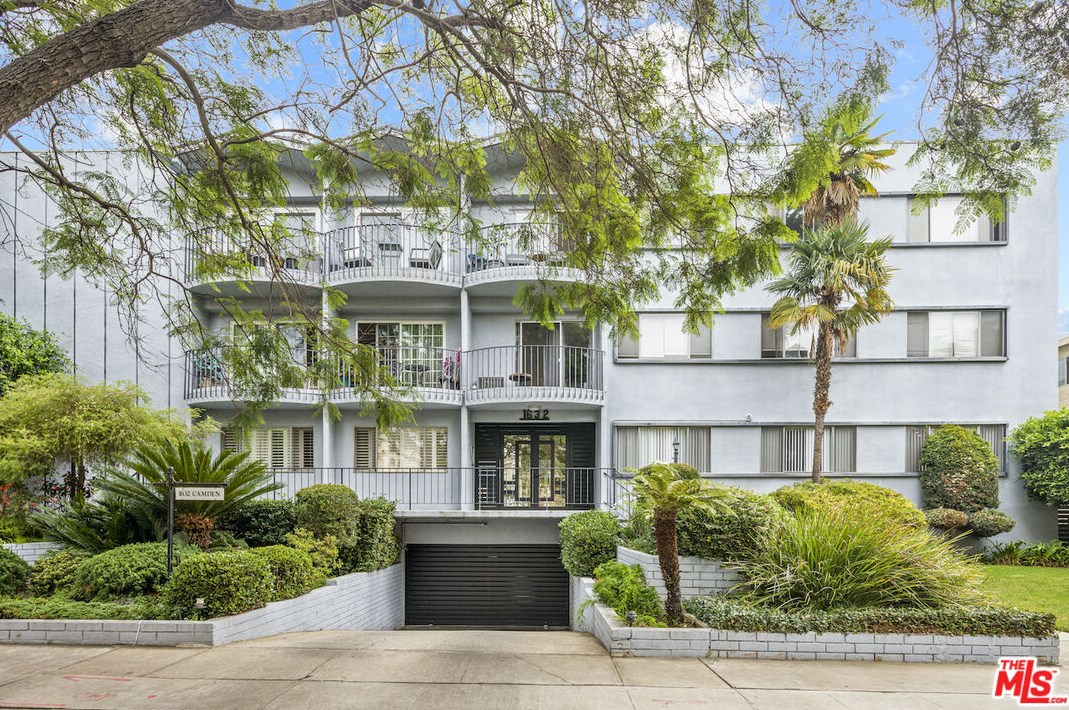 1632 Camden Ave, Los Angeles CA  90025-3548 exterior