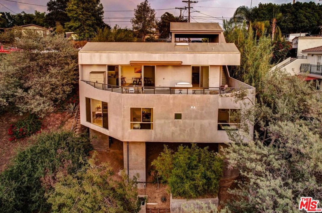 1501 Highgate Ave, Los Angeles, CA 90042-1169