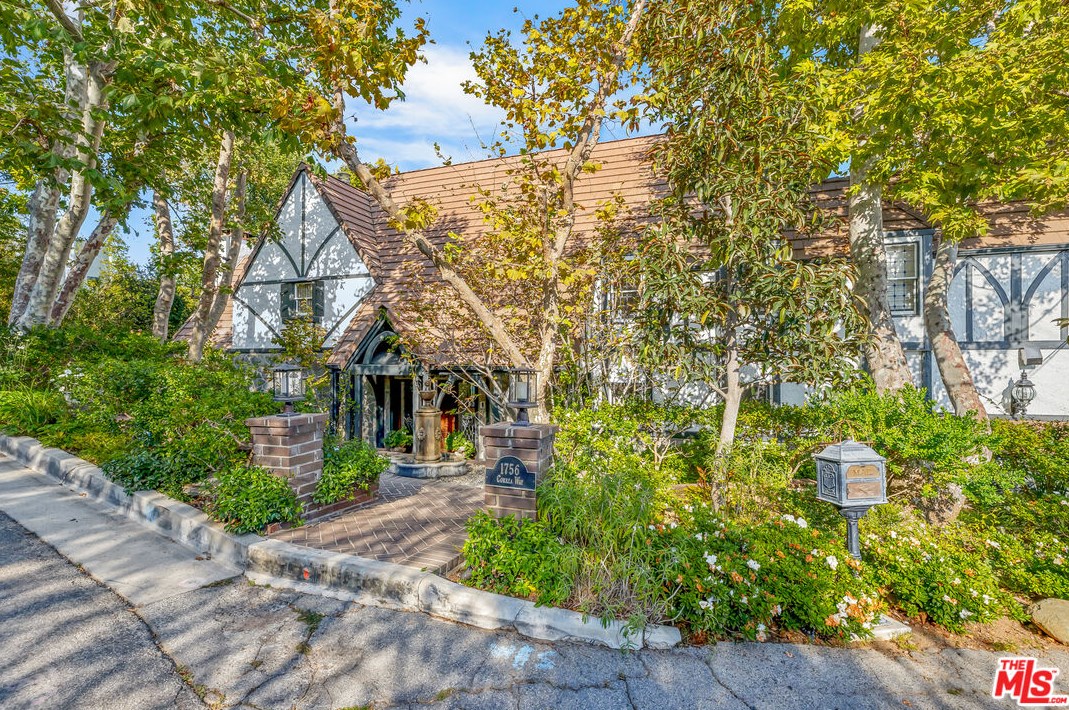 1756 Correa Way, Los Angeles, CA 90049-2202