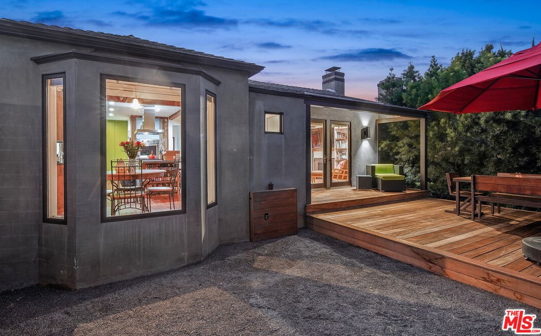 4327 Stewart Ave, Los Angeles, CA 90066-6133