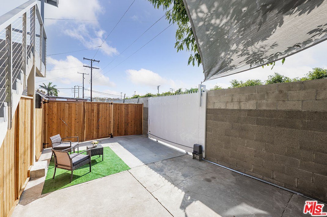 1826 E Kay St, Compton, CA 90221