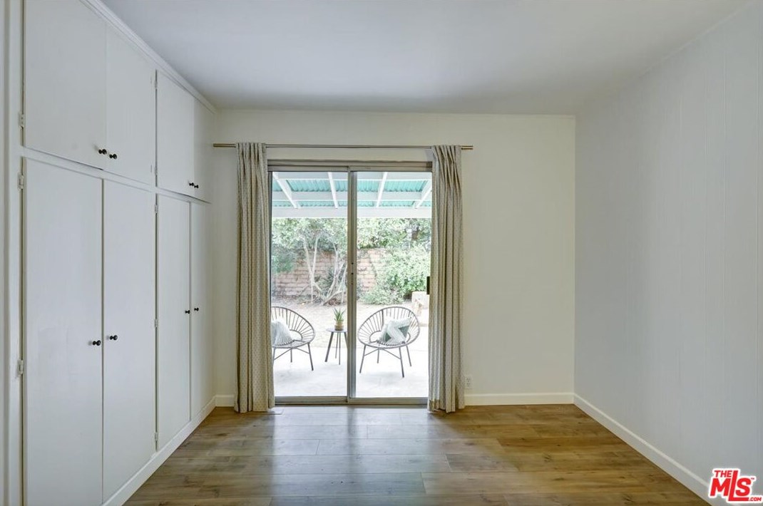 3411 Barrington Ave, Los Angeles CA  90049-4432 exterior