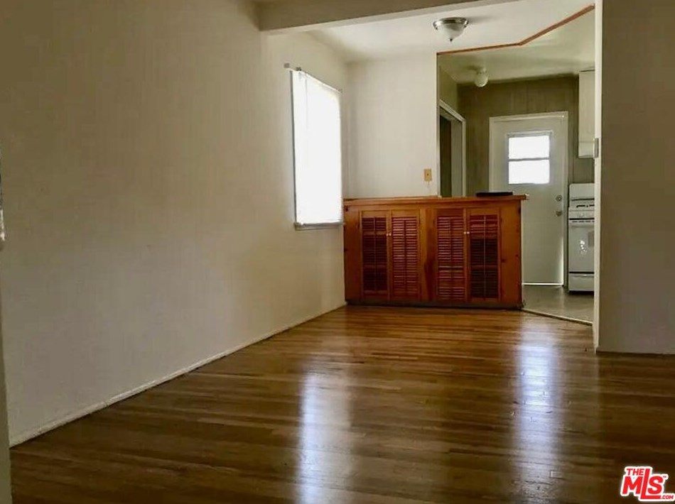 5924 W 85th Pl, Los Angeles, CA 90045