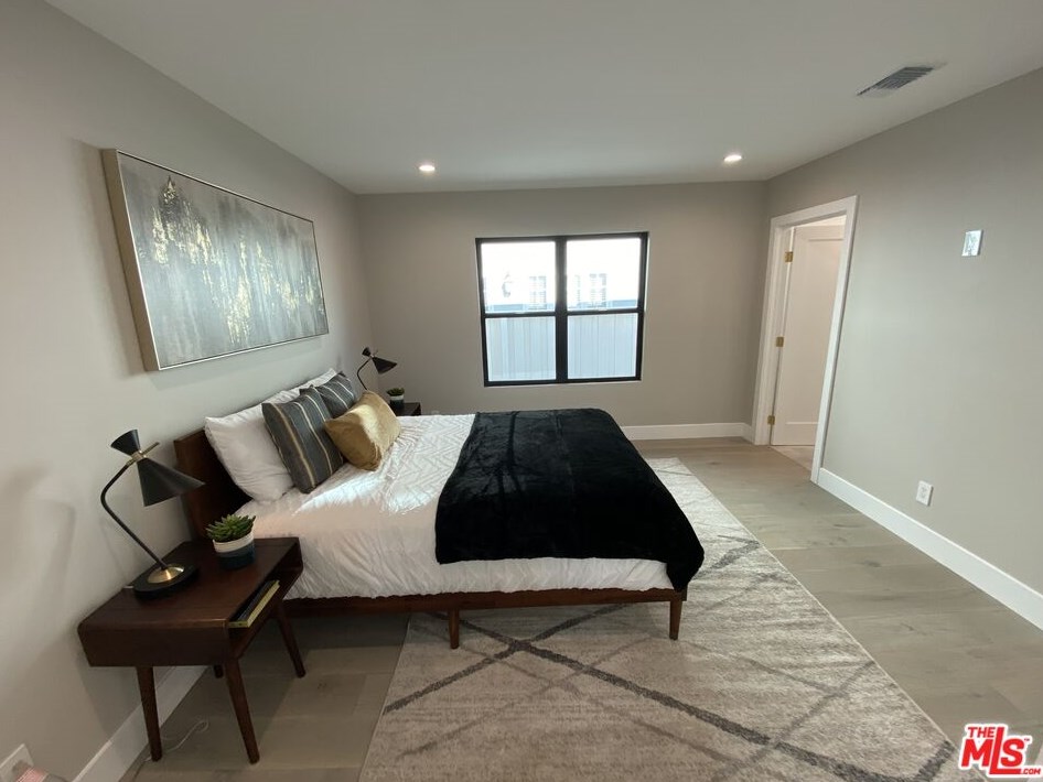 2118 Glendon Ave, Los Angeles CA  90025-6326 exterior