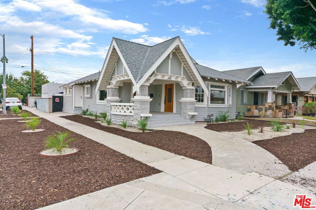 3750 2nd Ave, Los Angeles, CA 90018-4305