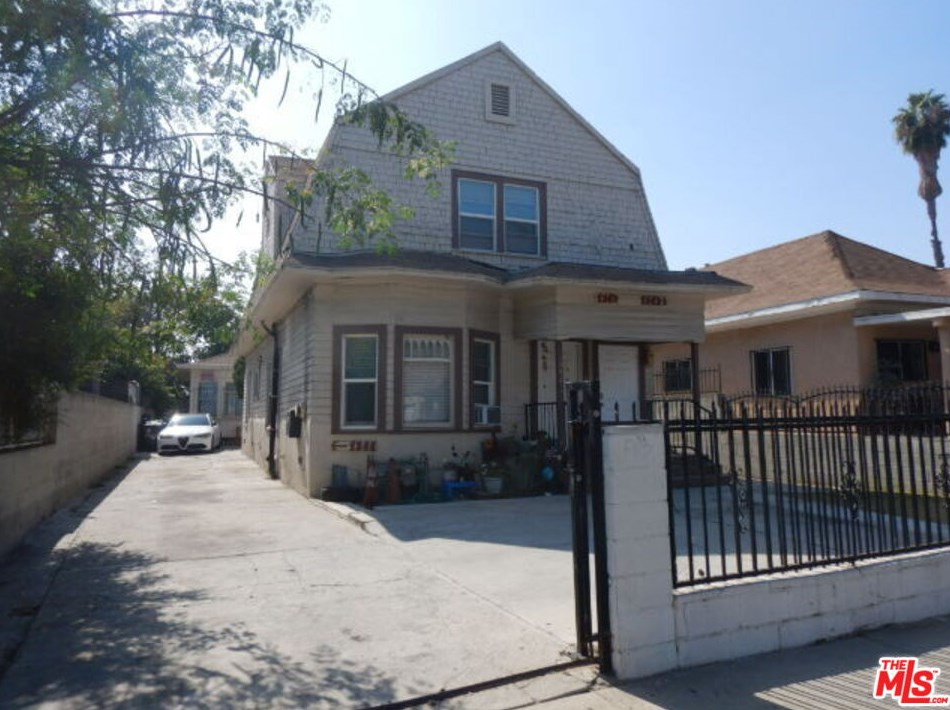 1542 21st St, Los Angeles, CA 90011-1320