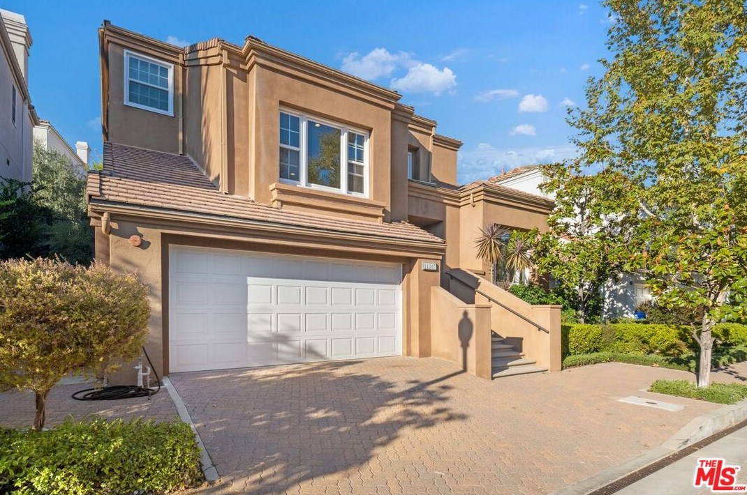 11807 Folkstone Ln, Los Angeles CA  90077-1313 exterior