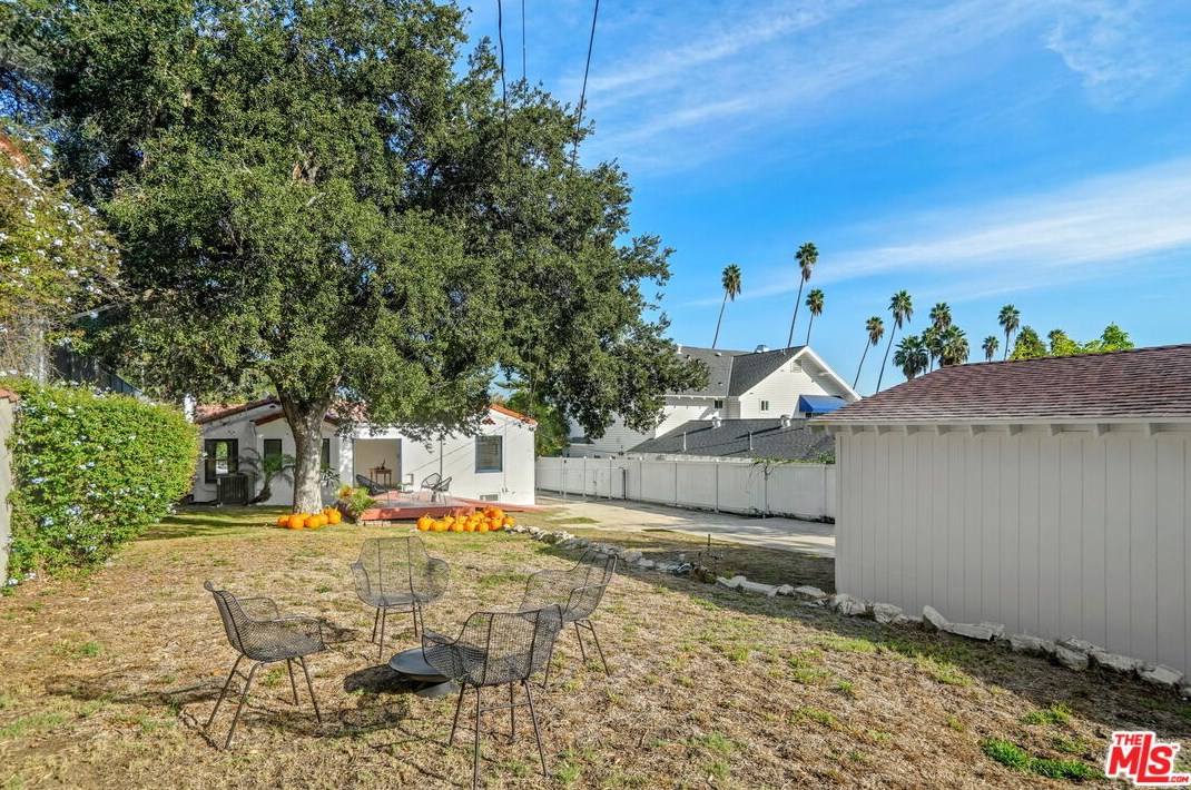 5223 Maywood Ave, Los Angeles CA  90041-1213 exterior