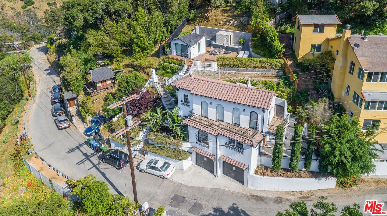 8210 Gould Ave, Los Angeles, CA 90046