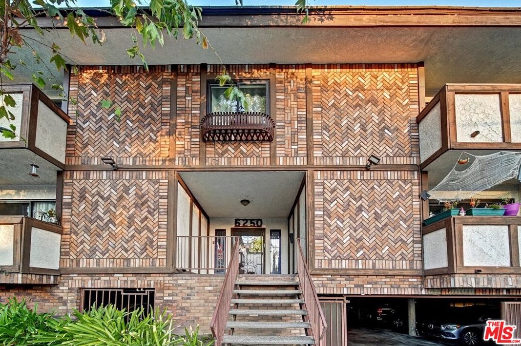 6250 Fulton Ave #204, Van Nuys, CA 91401