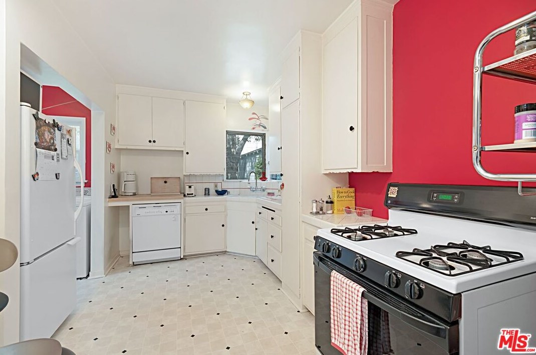 1717 Preuss Rd, Los Angeles CA  90035-4311 exterior